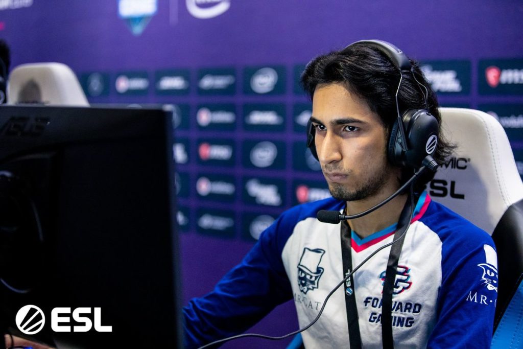 YawaR, brother of the the king, SumaiL and carry for Newbee (ex FWD Gaming).